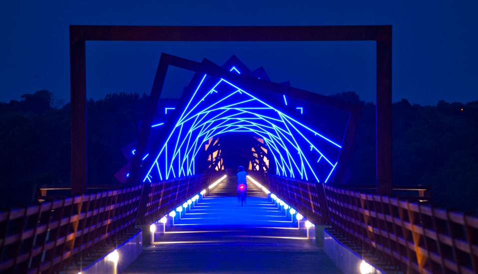 Most higher. Мост High Trestle Trail. Мост Хай Трестл Трейл, США. Мост High Trestle Trail Bridge из Мадрида. Мост High Trestle Trail Bridge из Мадрида планы.